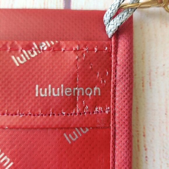 Lululemon handmade credit card ID coin holder with wristlet A38 - Picture 9 of 9